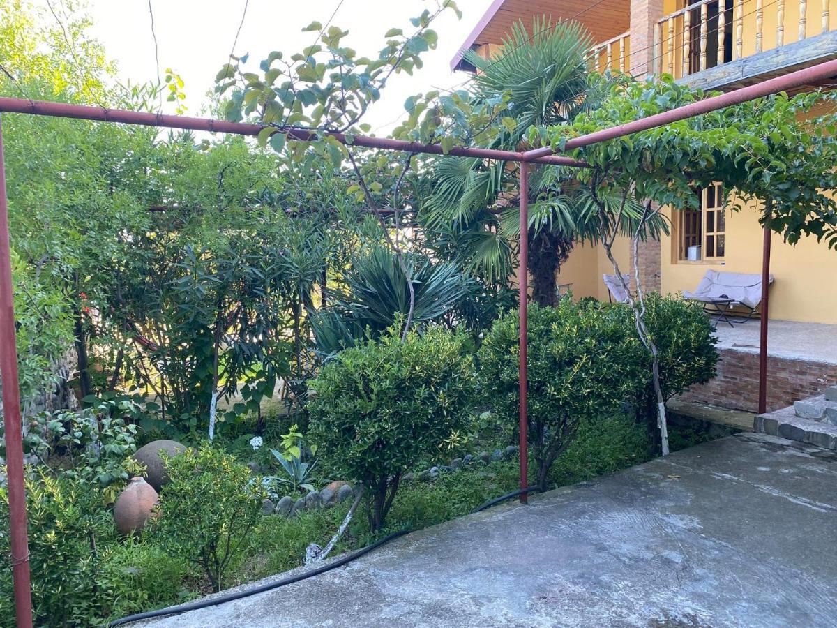 Old House Hotel Lagodehi Exterior foto